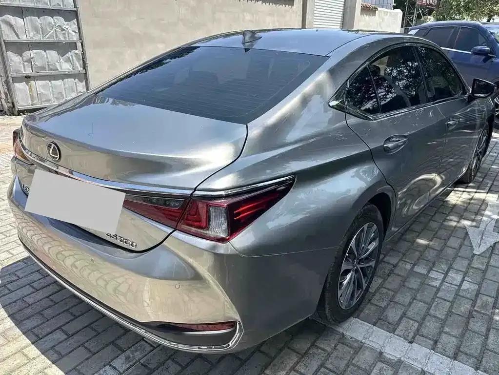 Lexus ES — фото 2