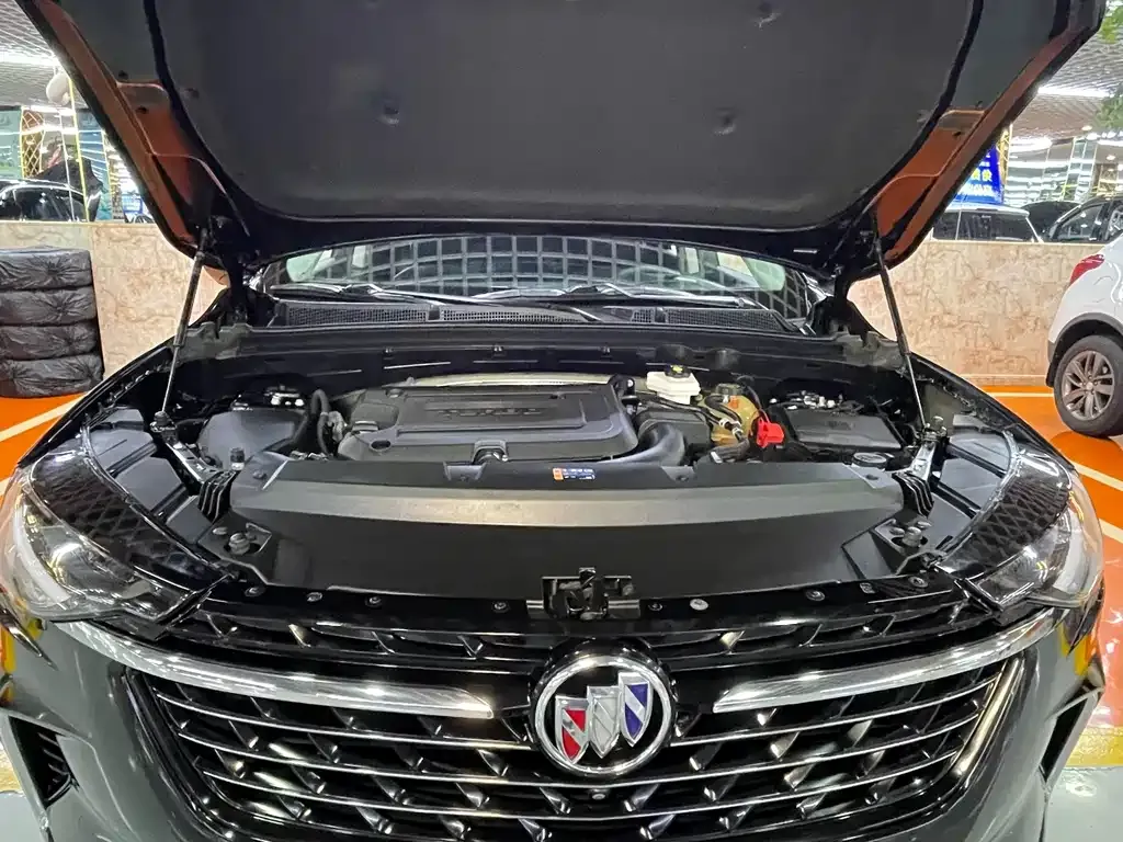 Buick Envision Plus — фото 4