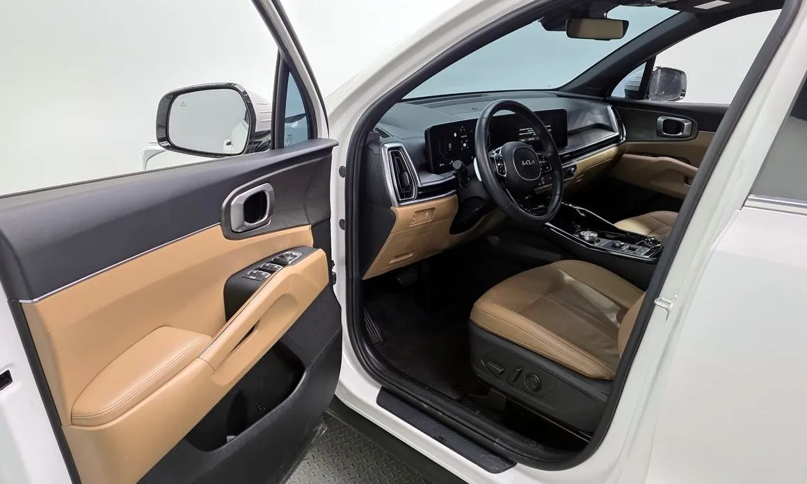 Kia Sorento — фото 6