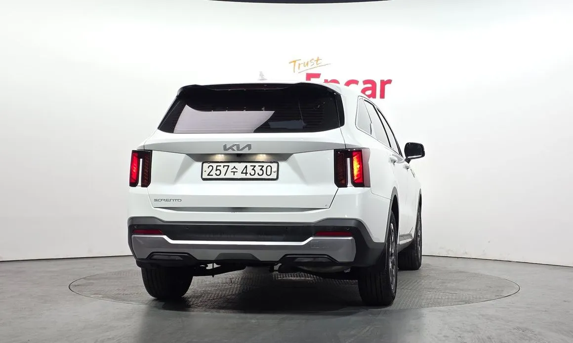 Kia Sorento — фото 4