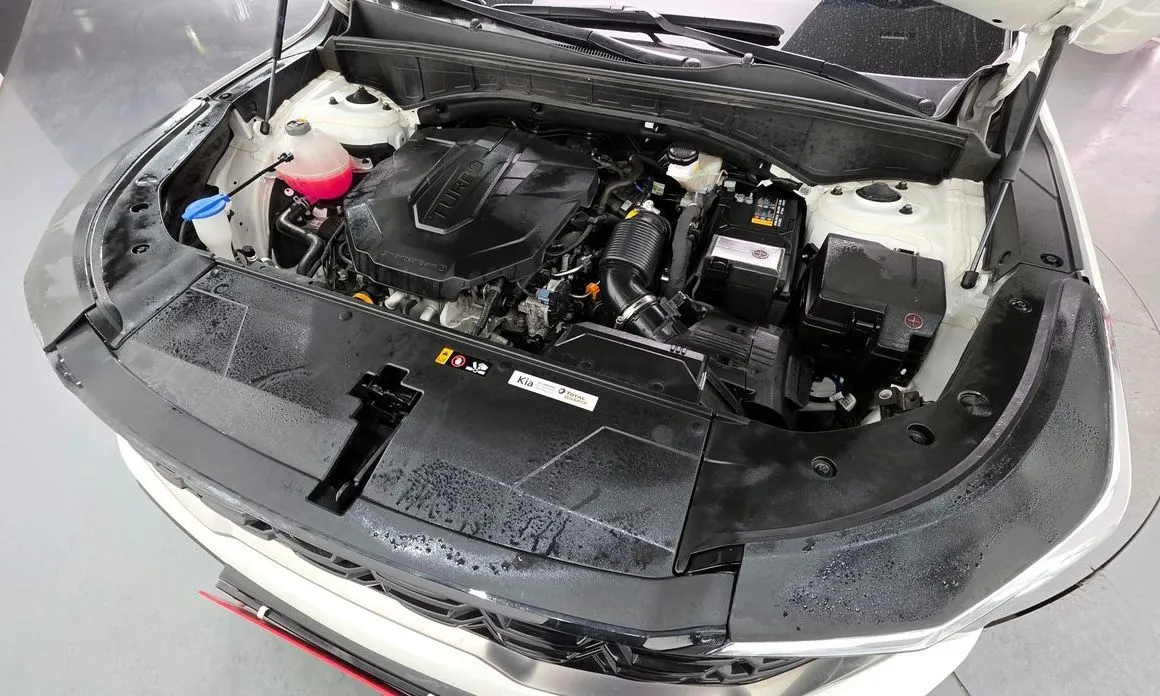 Kia Sorento — фото 10