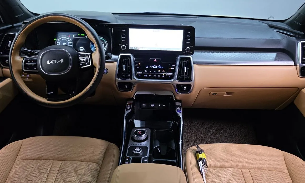 Kia Sorento — фото 9
