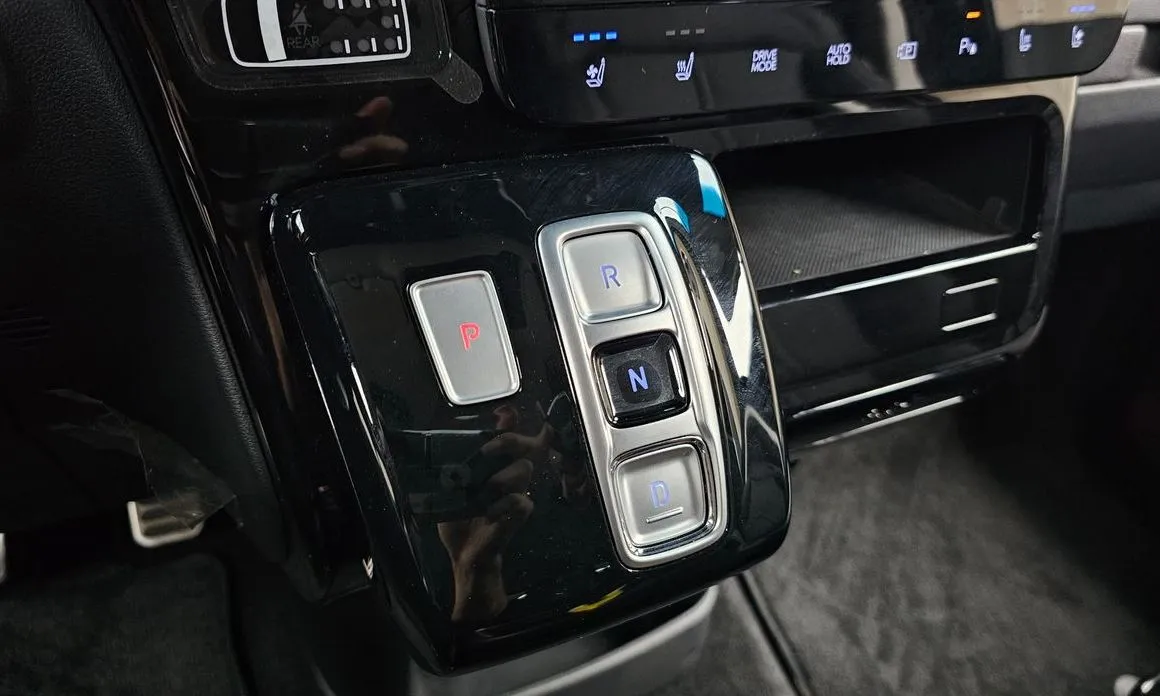 Hyundai Staria — фото 6