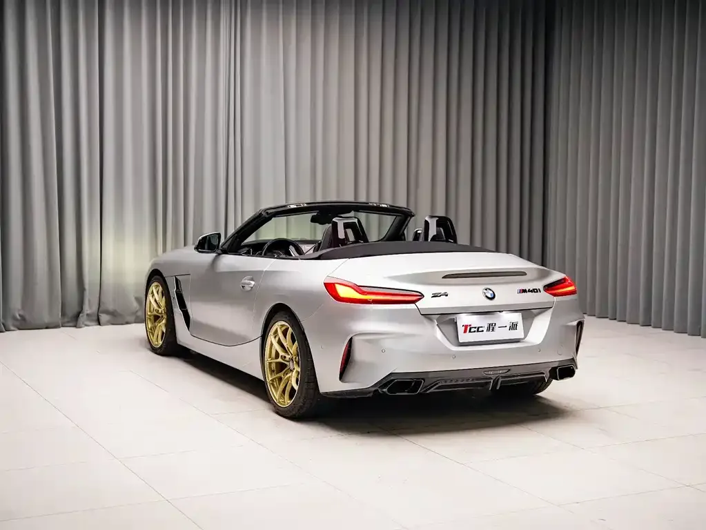 BMW Z4 — фото 7