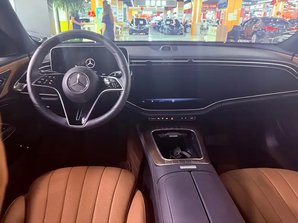 Mercedes-Benz E-Class New Energy — фото 4