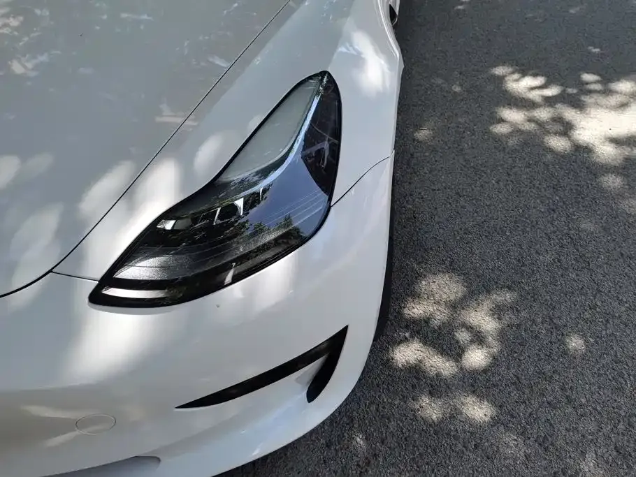 Tesla Model 3 — фото 5