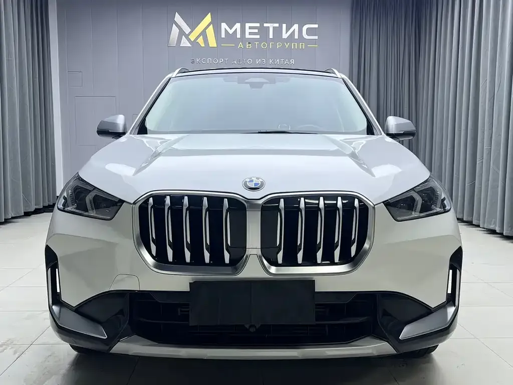BMW X1 — фото 2