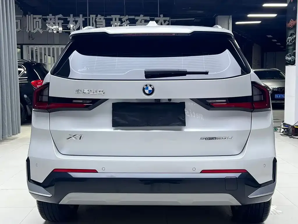 BMW X1 — фото 4