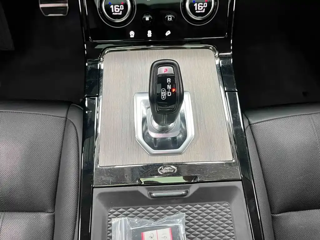 Land Rover Evoque — фото 7