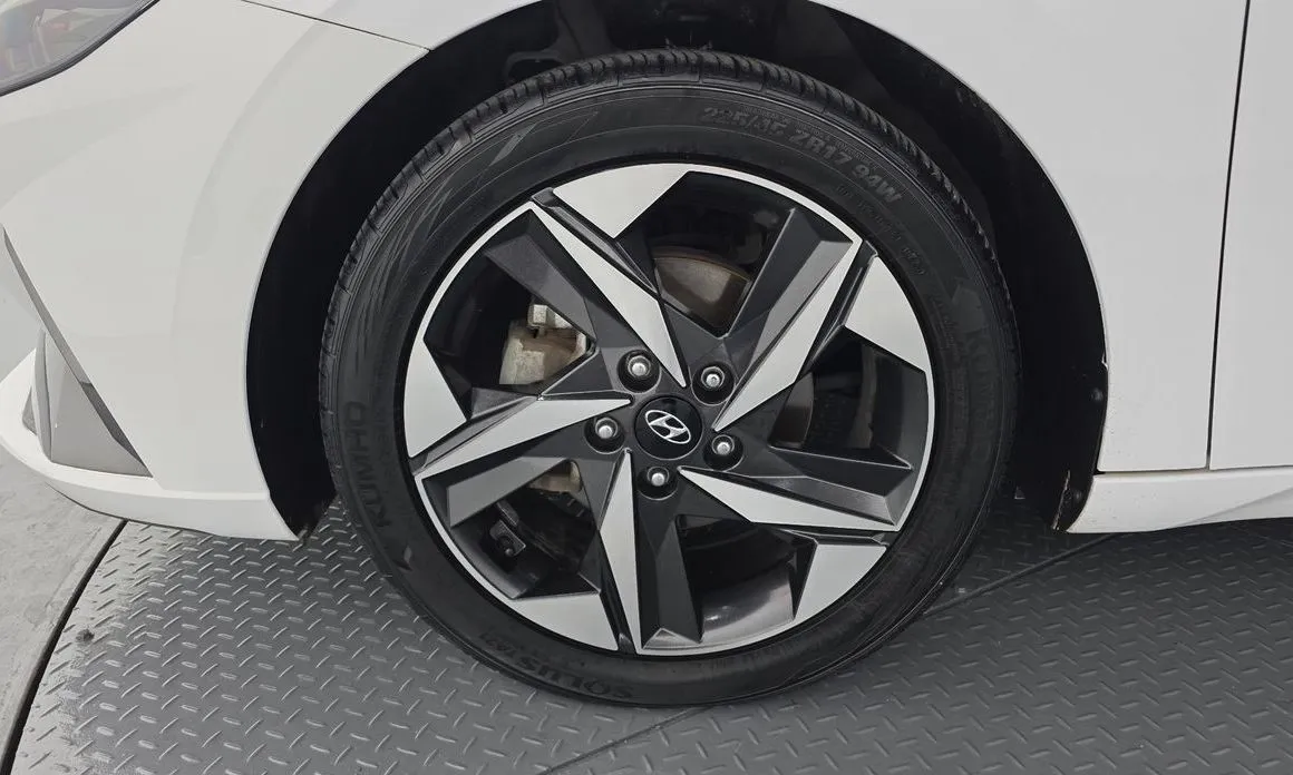 Hyundai AVANTE — фото 6