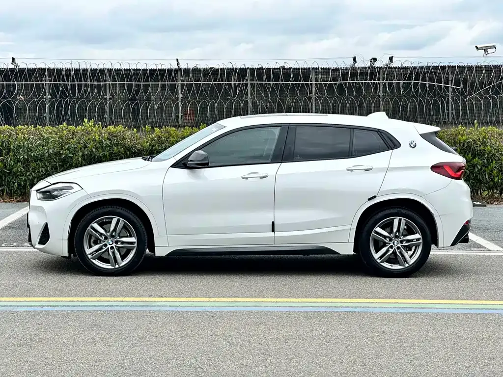 BMW X2 — фото 6