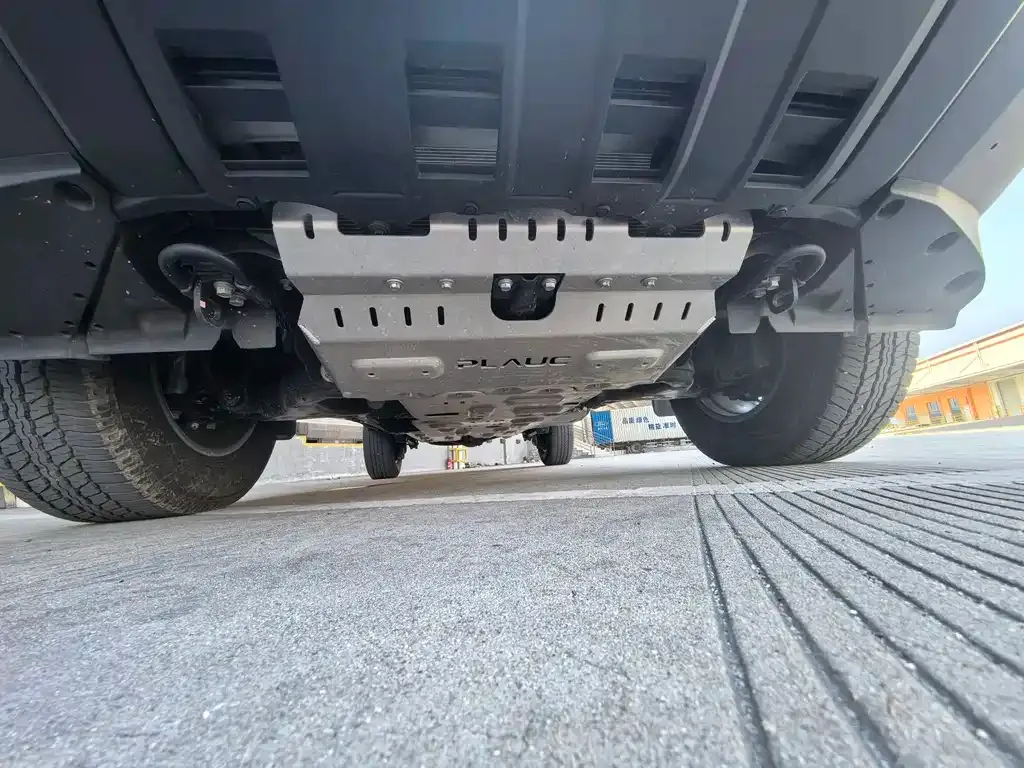 Toyota Prado — фото 10
