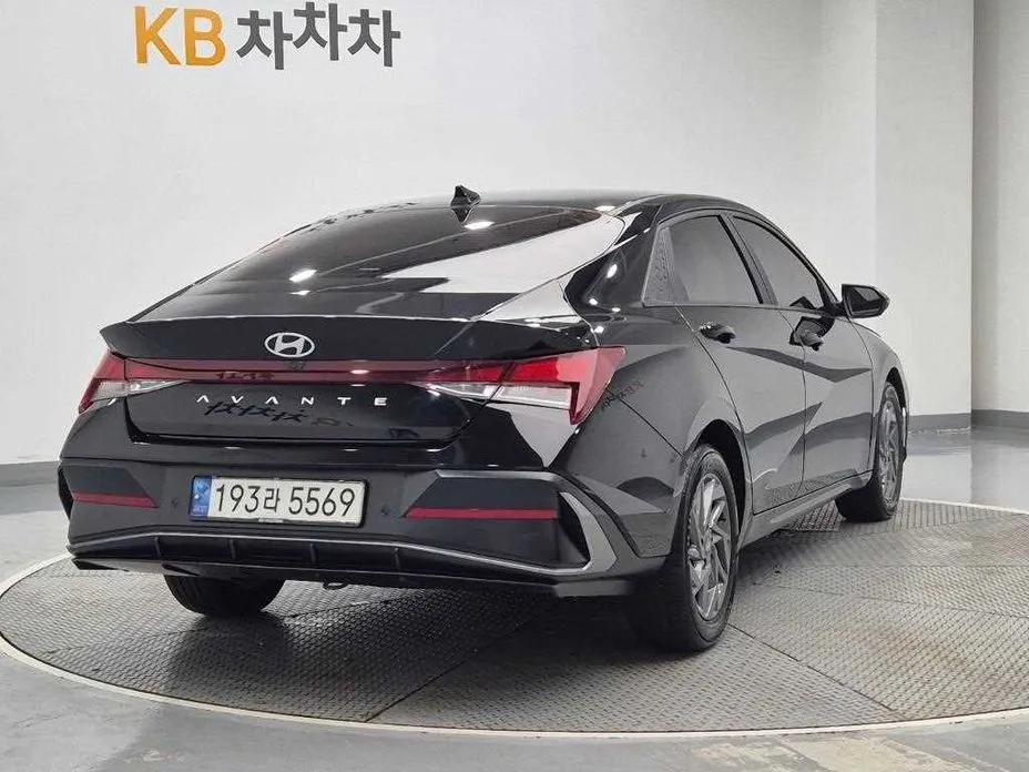 Hyundai AVANTE — фото 10