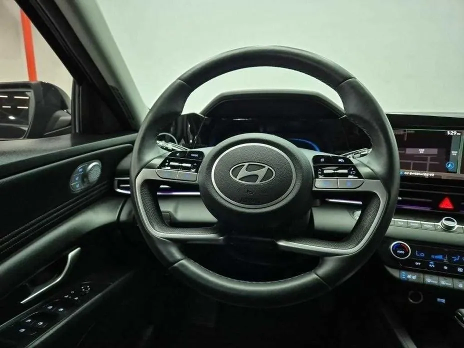 Hyundai AVANTE — фото 9
