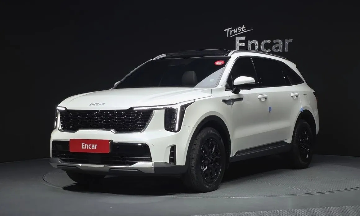Kia Sorento — фото 1
