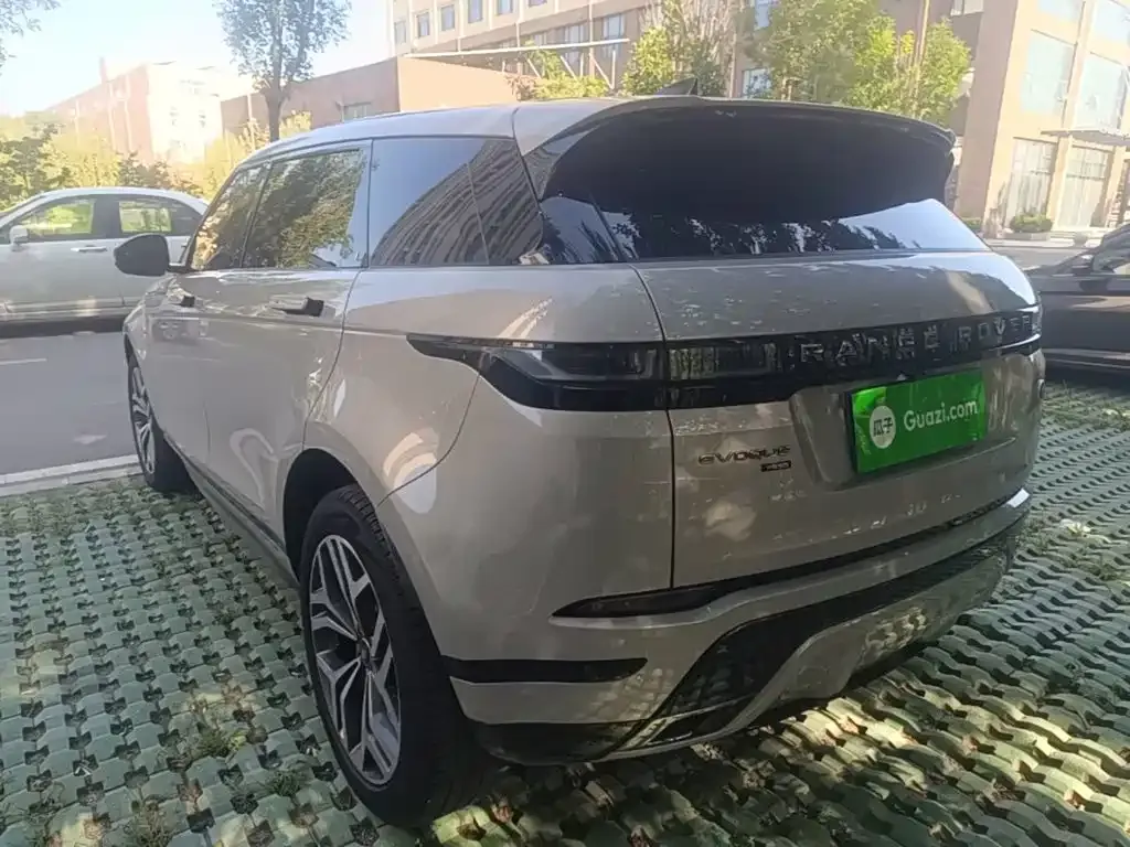 Land Rover Evoque — фото 9