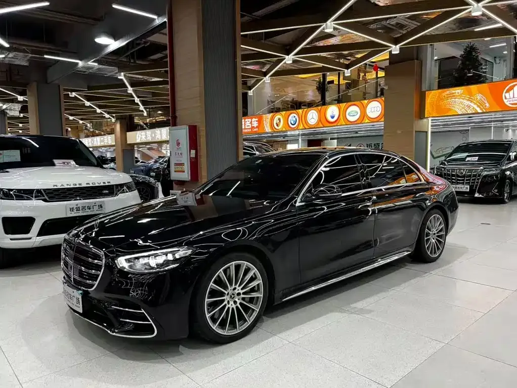 Mercedes-Benz S-Class — фото 1