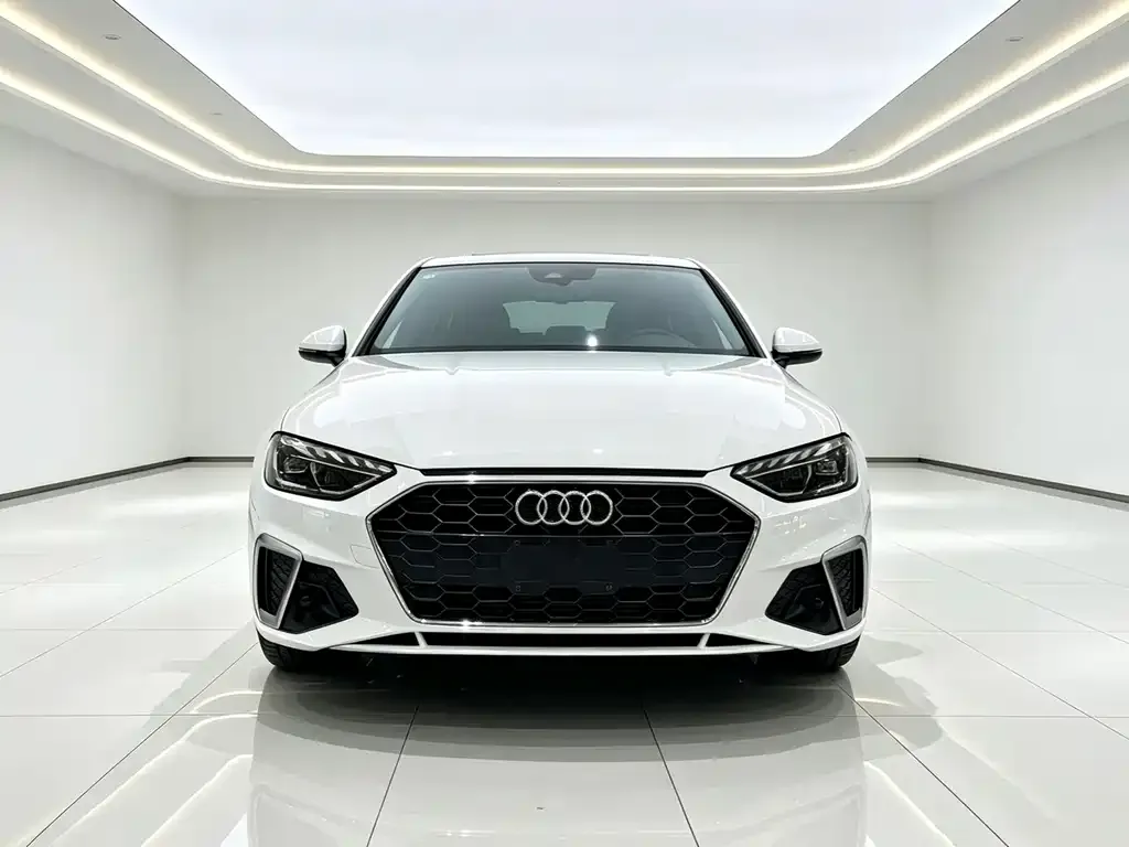 Audi A4L — фото 9