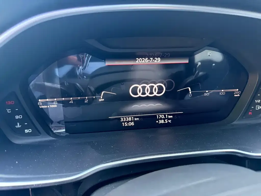Audi Q3 — фото 2