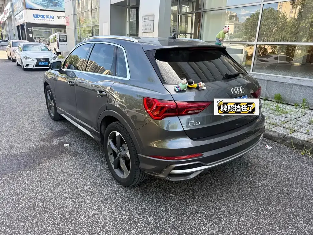 Audi Q3 — фото 7