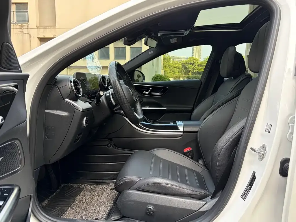 Mercedes-Benz C-Class — фото 6