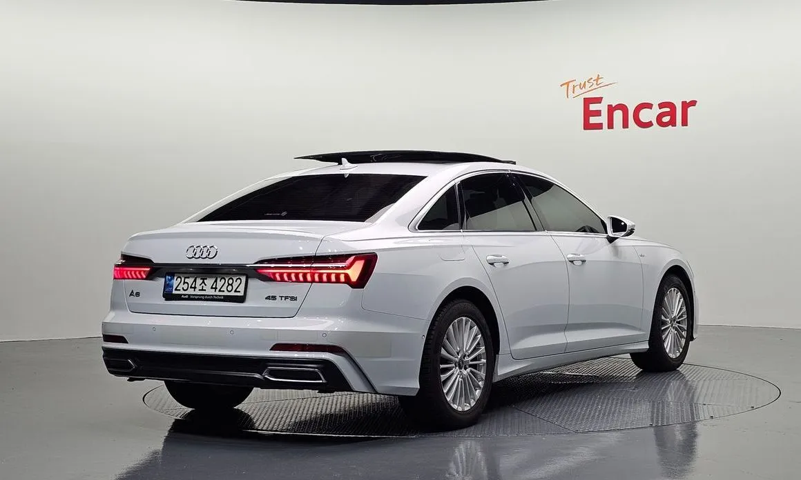 Audi A6 — фото 6