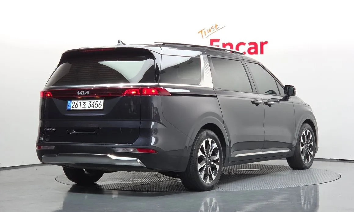 Kia Carnival — фото 3