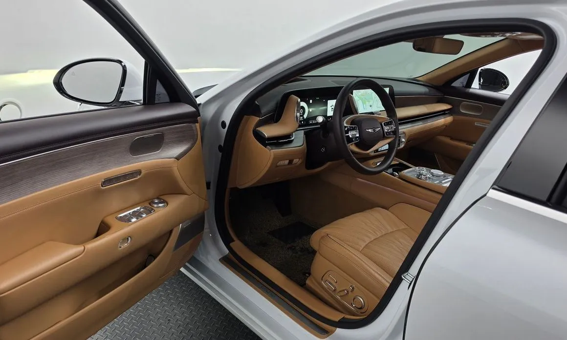 Genesis G90 — фото 10