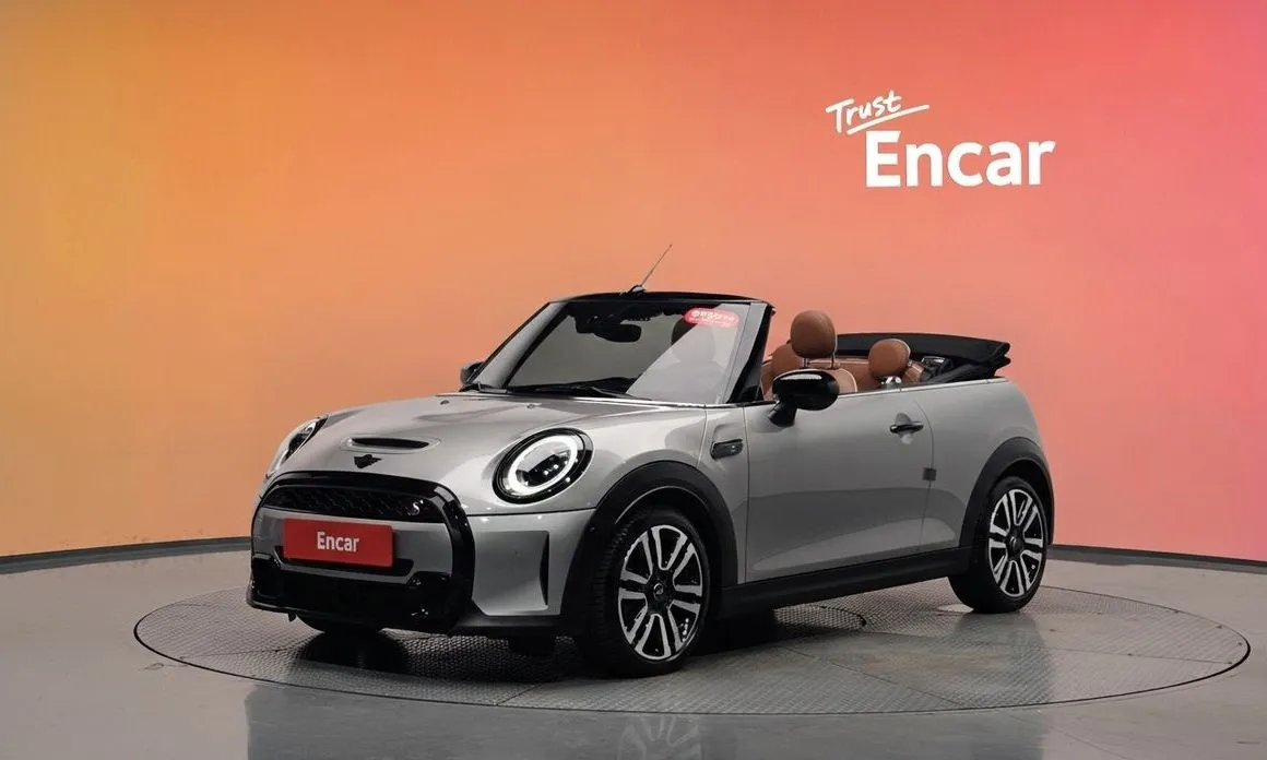 Mini Cooper Convertible — фото 1