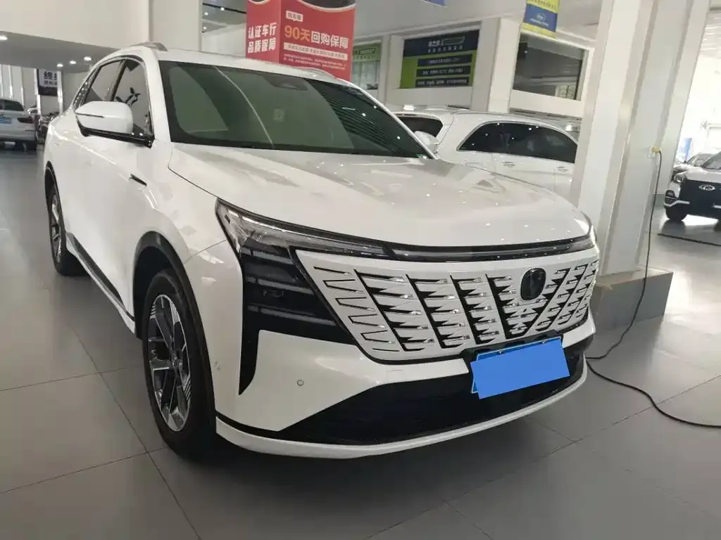 Changan CS75PLUS — фото 7