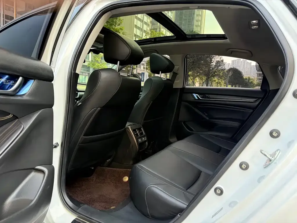 Honda Accord — фото 5