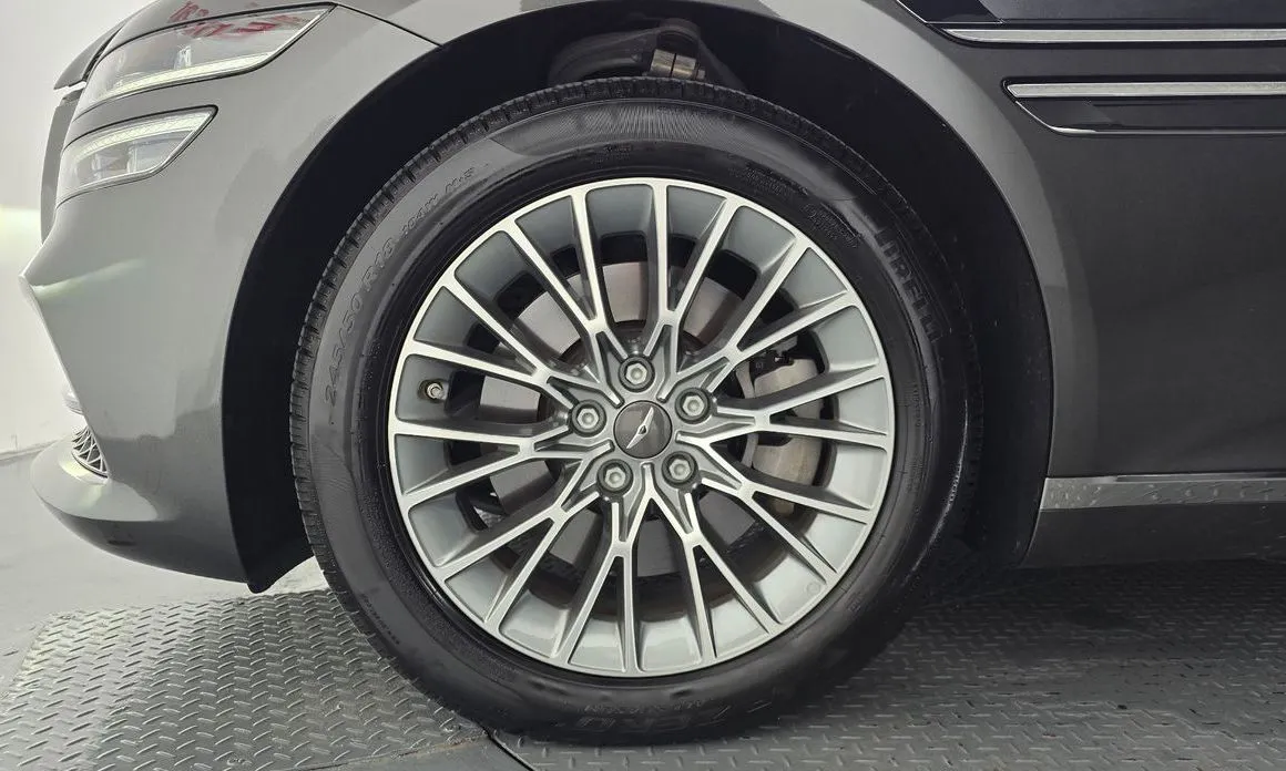 Genesis G80 — фото 10