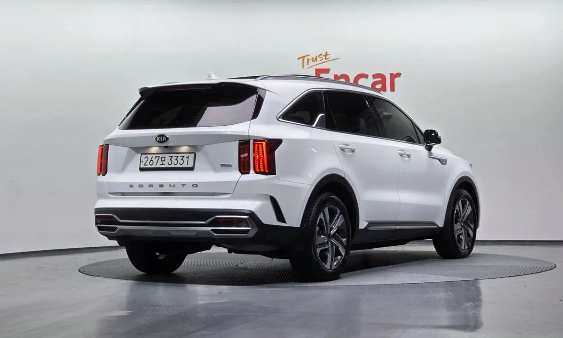 Kia Sorento — фото 5