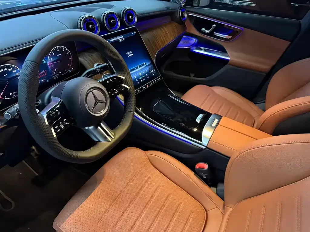 Mercedes-Benz GLC — фото 4