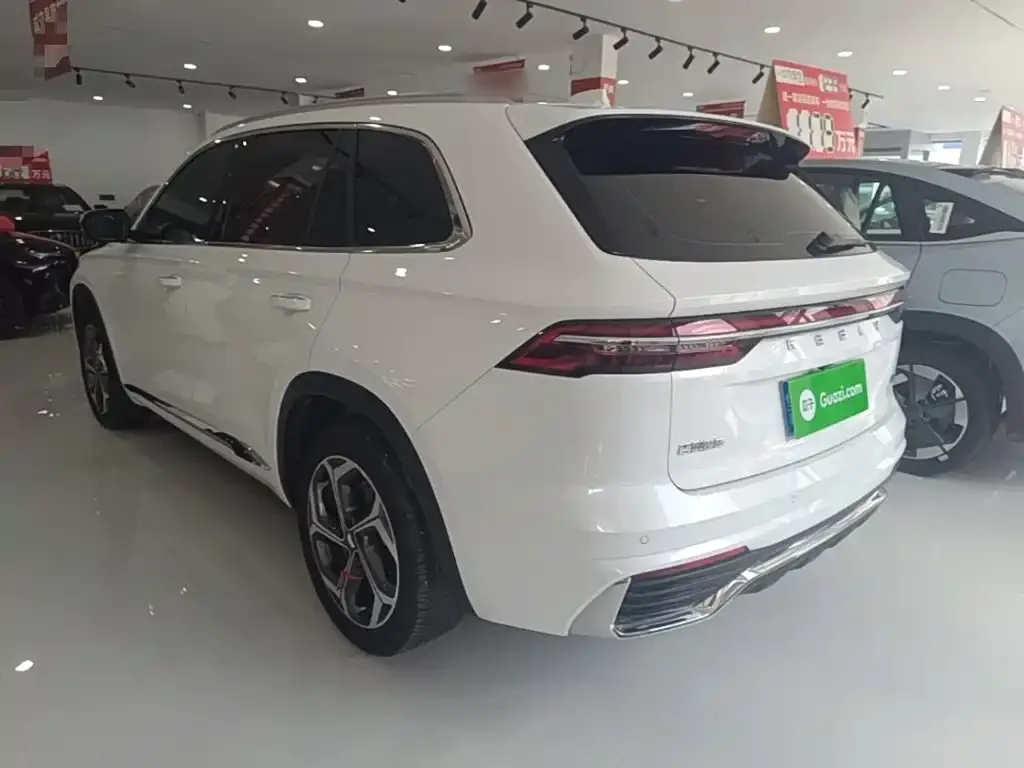 Geely Xingyue L — фото 10