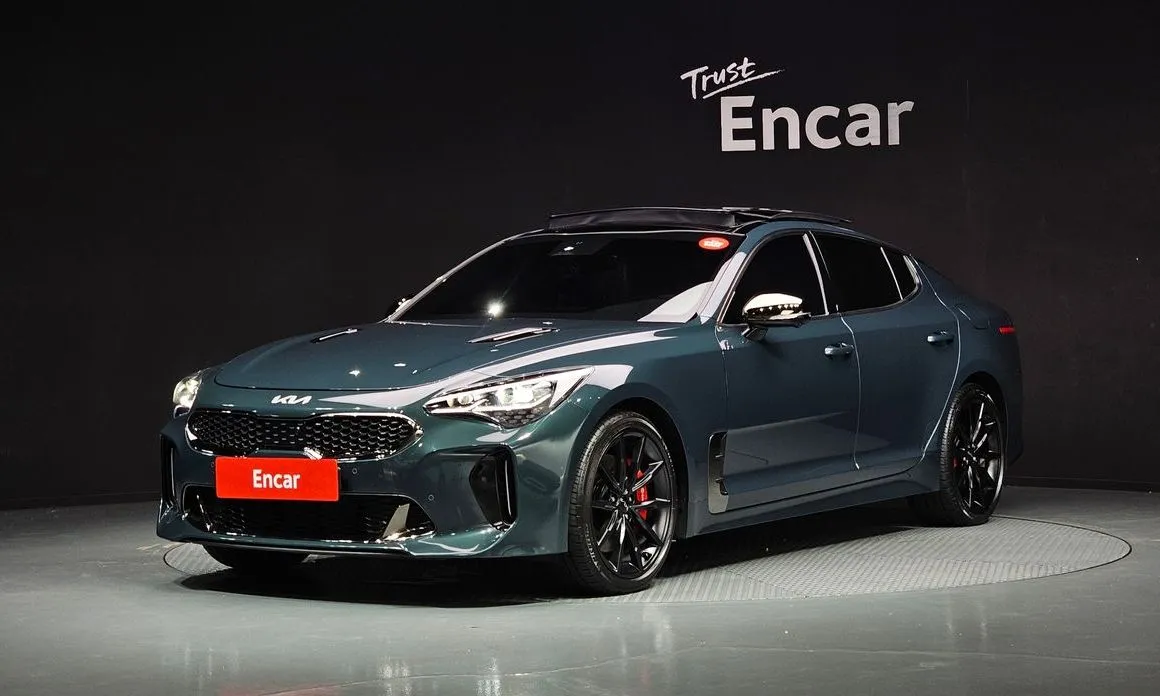 Kia Stinger — фото 1