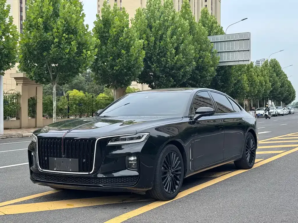 Hongqi H9 — фото 1