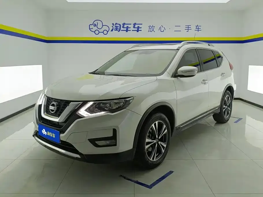Nissan X-Trail — фото 1