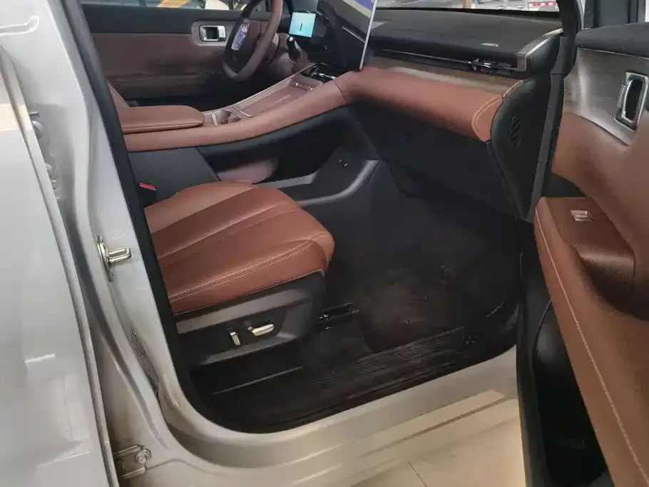 Wuling Xingguang S — фото 2