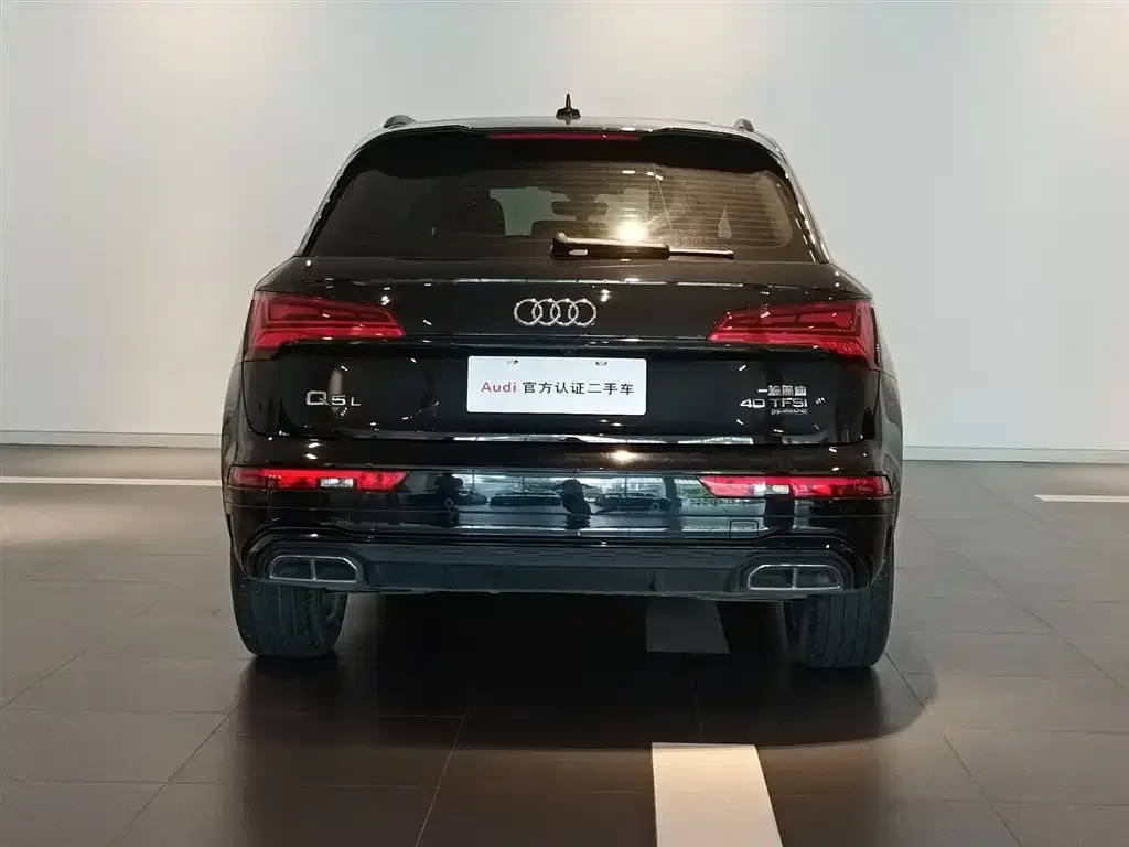 Audi Q5L — фото 2