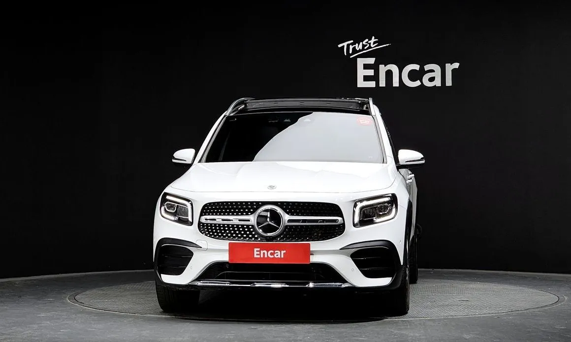 Mercedes-Benz GLB-Class — фото 7