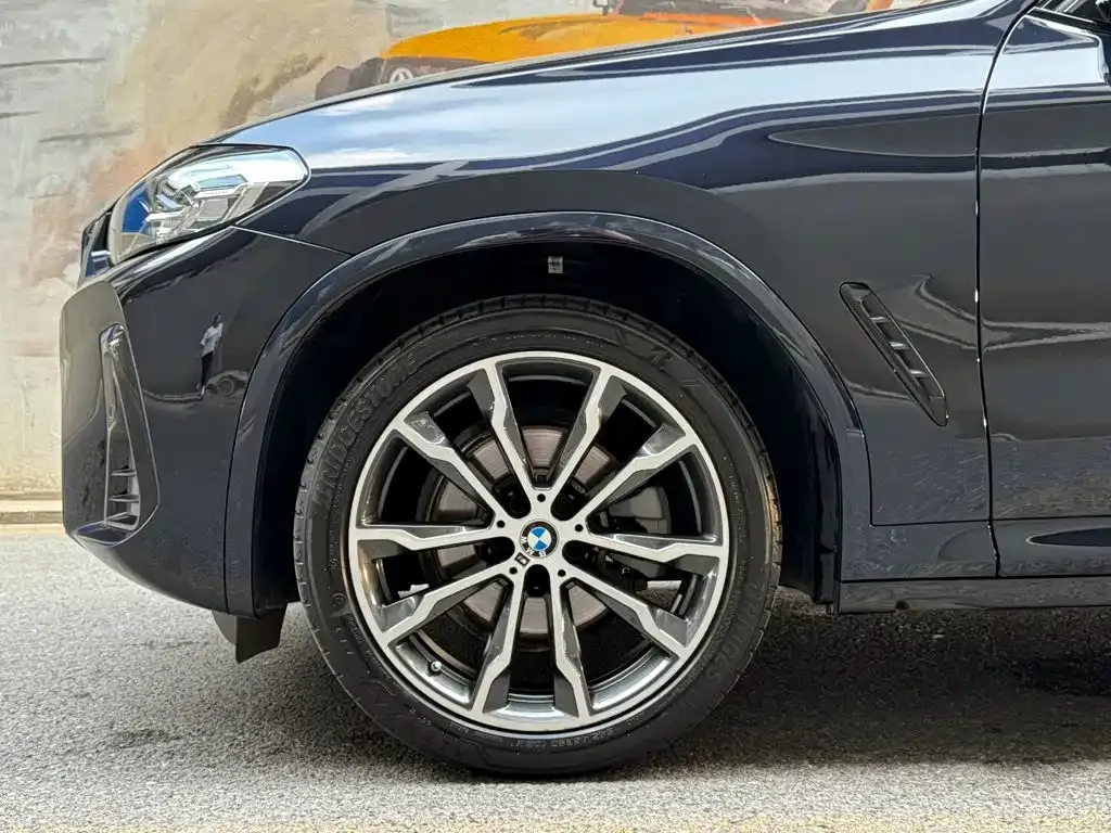 BMW X3 — фото 8