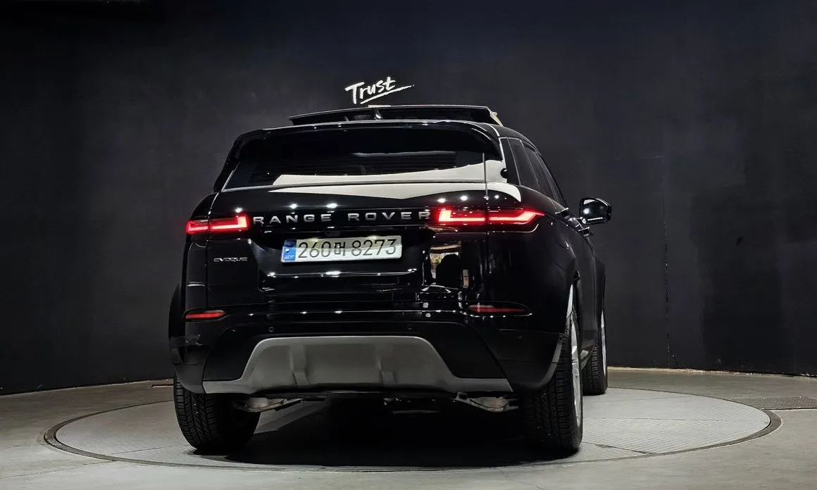 Land Rover Range Rover Evoque — фото 9