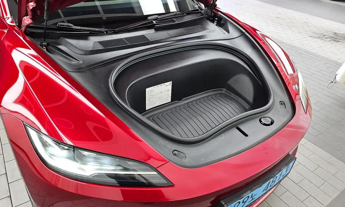 Tesla Model 3 — фото 9