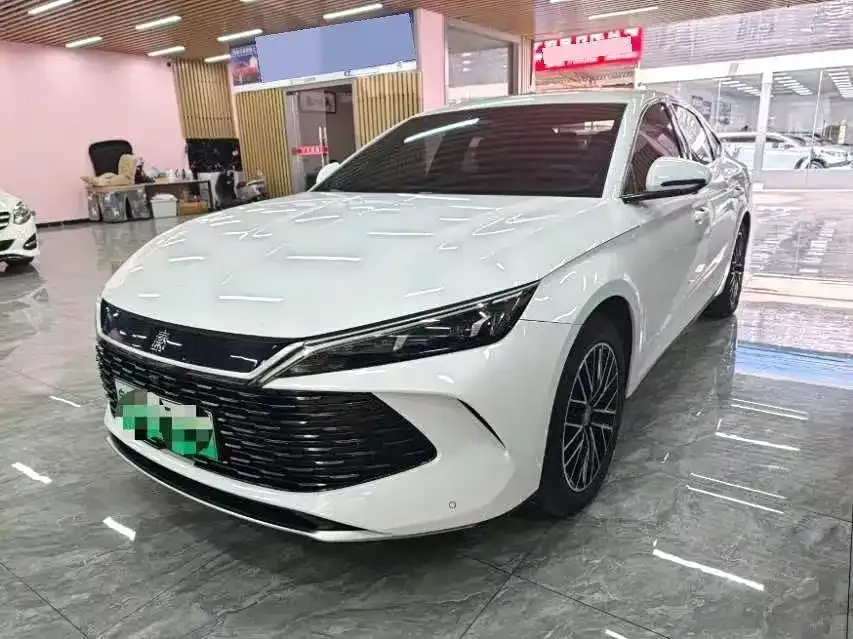 BYD Qin L — фото 1