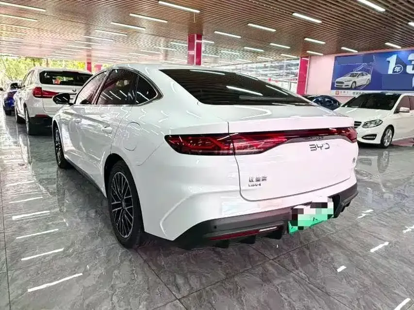 BYD Qin L — фото 8