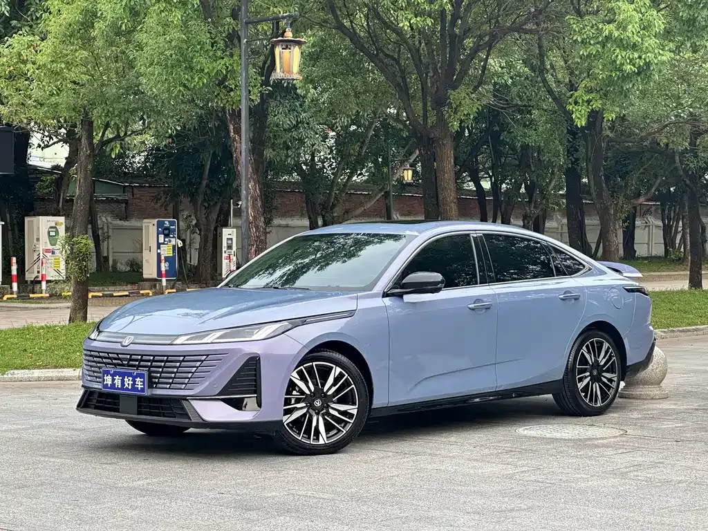 Changan Eado — фото 1