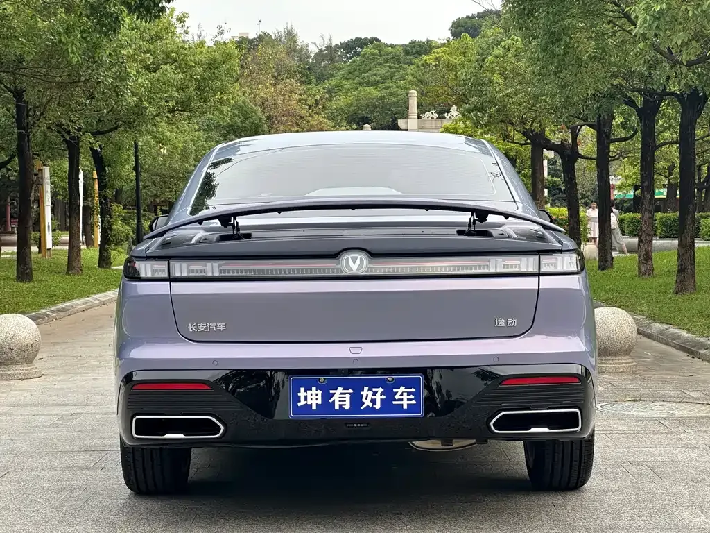 Changan Eado — фото 8