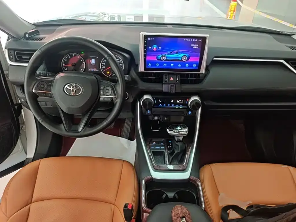 Toyota Wildlander — фото 10