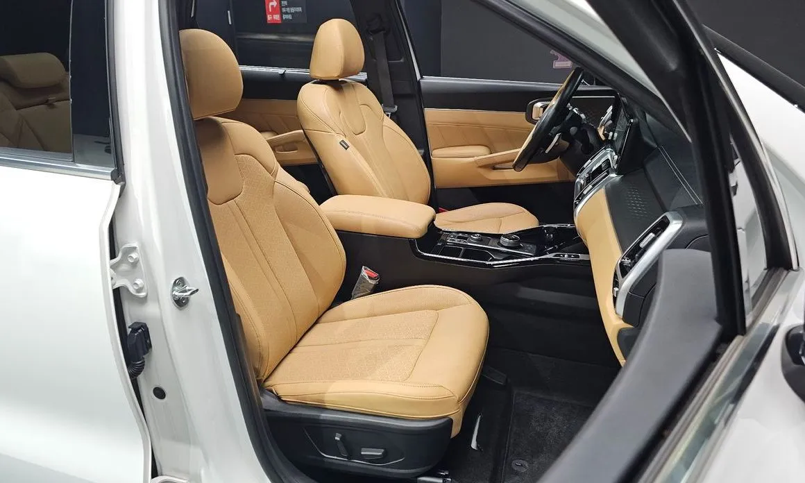 Kia Sorento — фото 9